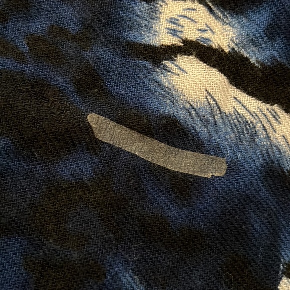 Animal Print Hijab Scarf - Picture 6 of 7